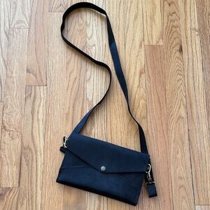 Portland Leather black Envelope cross body bag 8.5” x 5.25” like new condition